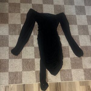 Black Long Sleeve Ruched Off-Shoulder Dress